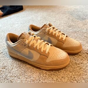 Nike Dunk Low "Phantom Light Bone" (style code HF4297-001)